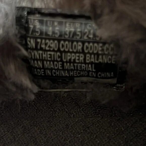 Skechers Women’s Air Cooled Memory Foam Slip Ons size 7 1/2 - Picture 3 of 7